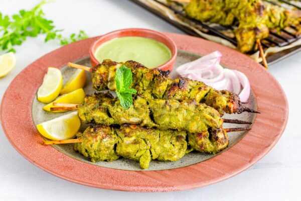 Chicken pista tikka